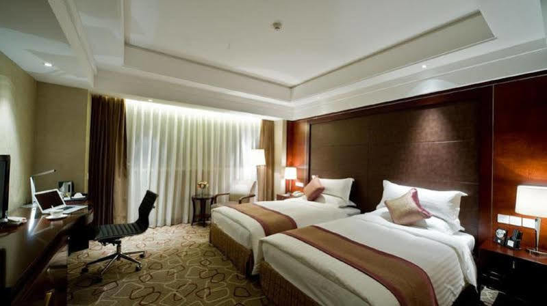 Doubletree By Hilton Shanghai Jing'An Екстериор снимка