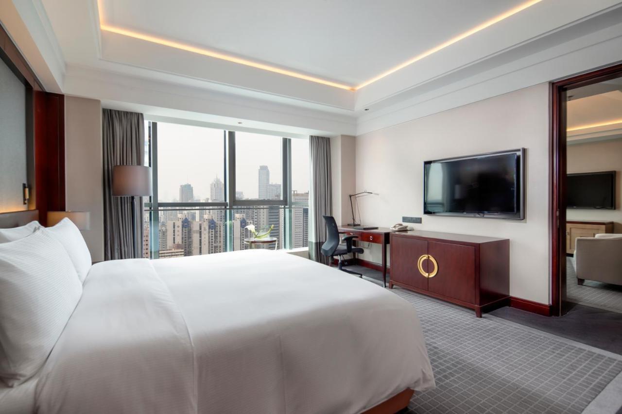Doubletree By Hilton Shanghai Jing'An Екстериор снимка