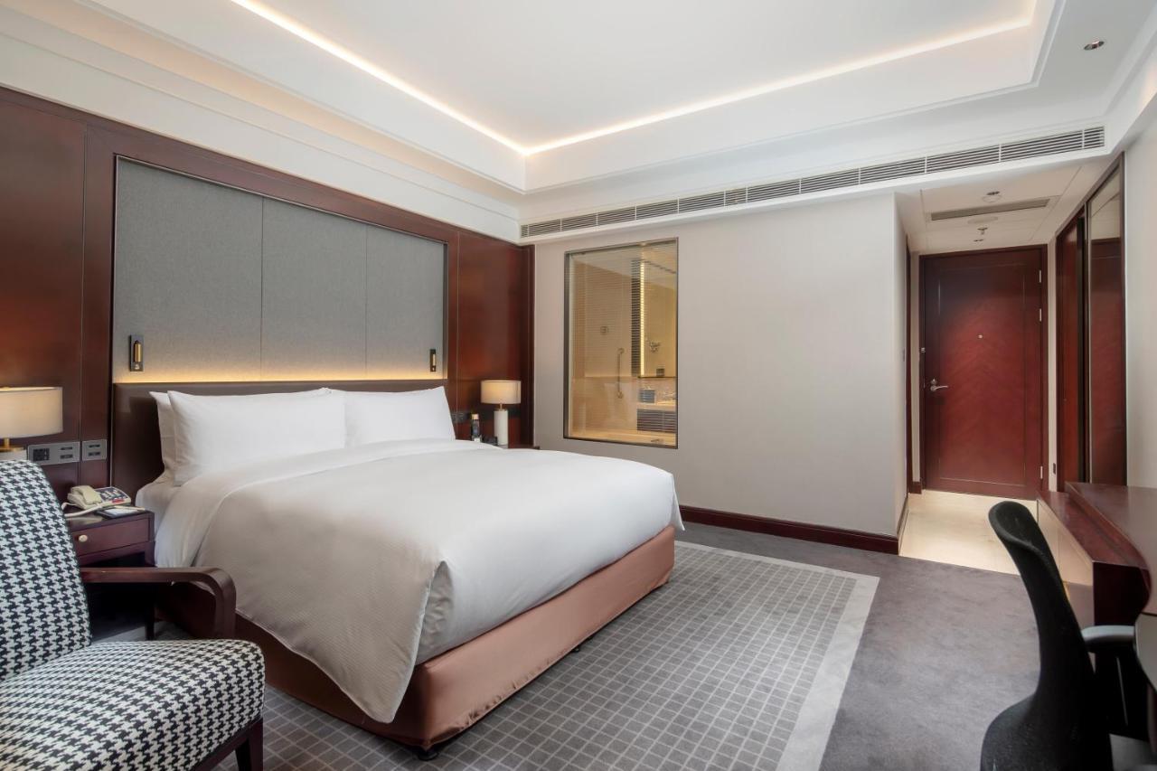Doubletree By Hilton Shanghai Jing'An Екстериор снимка