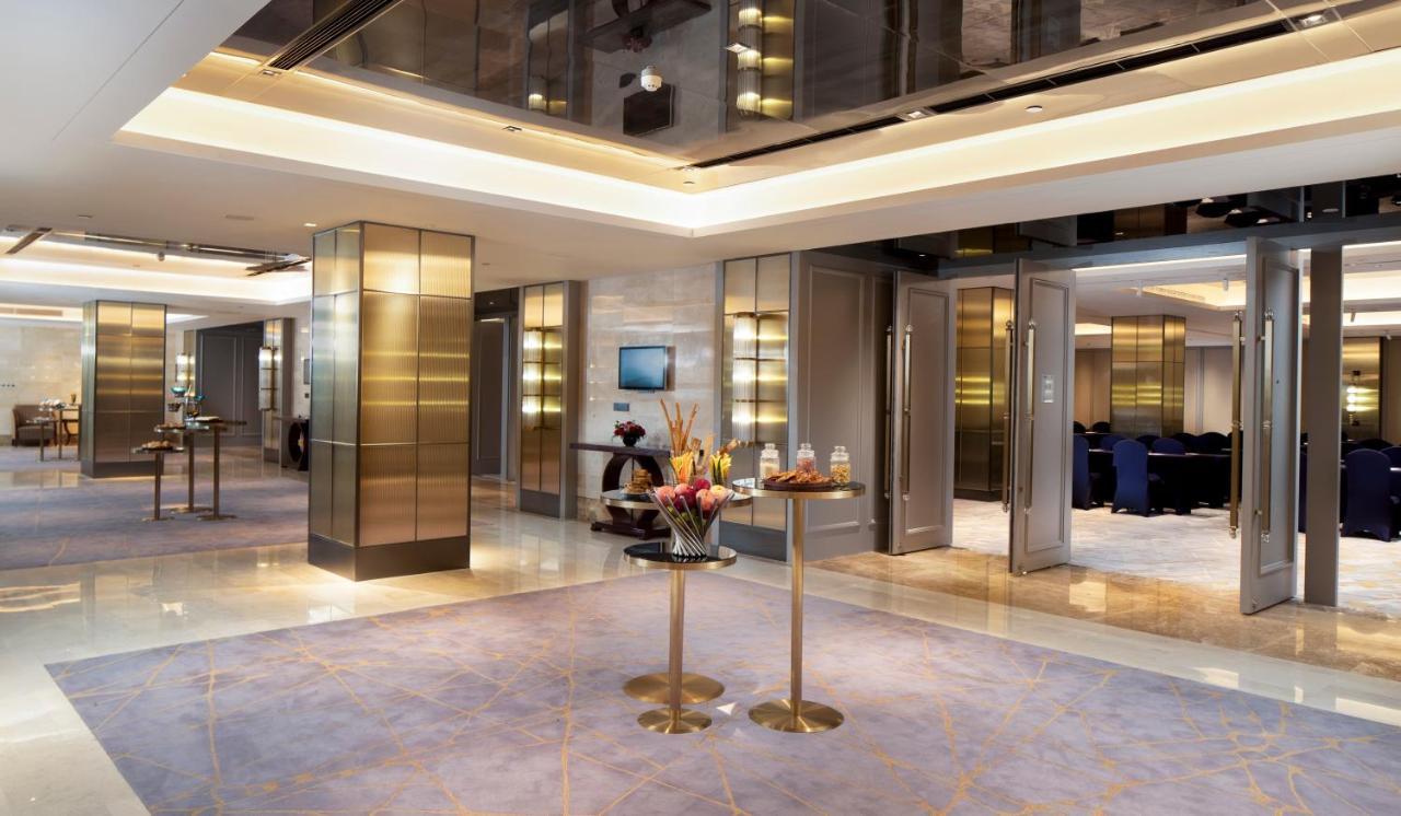 Doubletree By Hilton Shanghai Jing'An Екстериор снимка